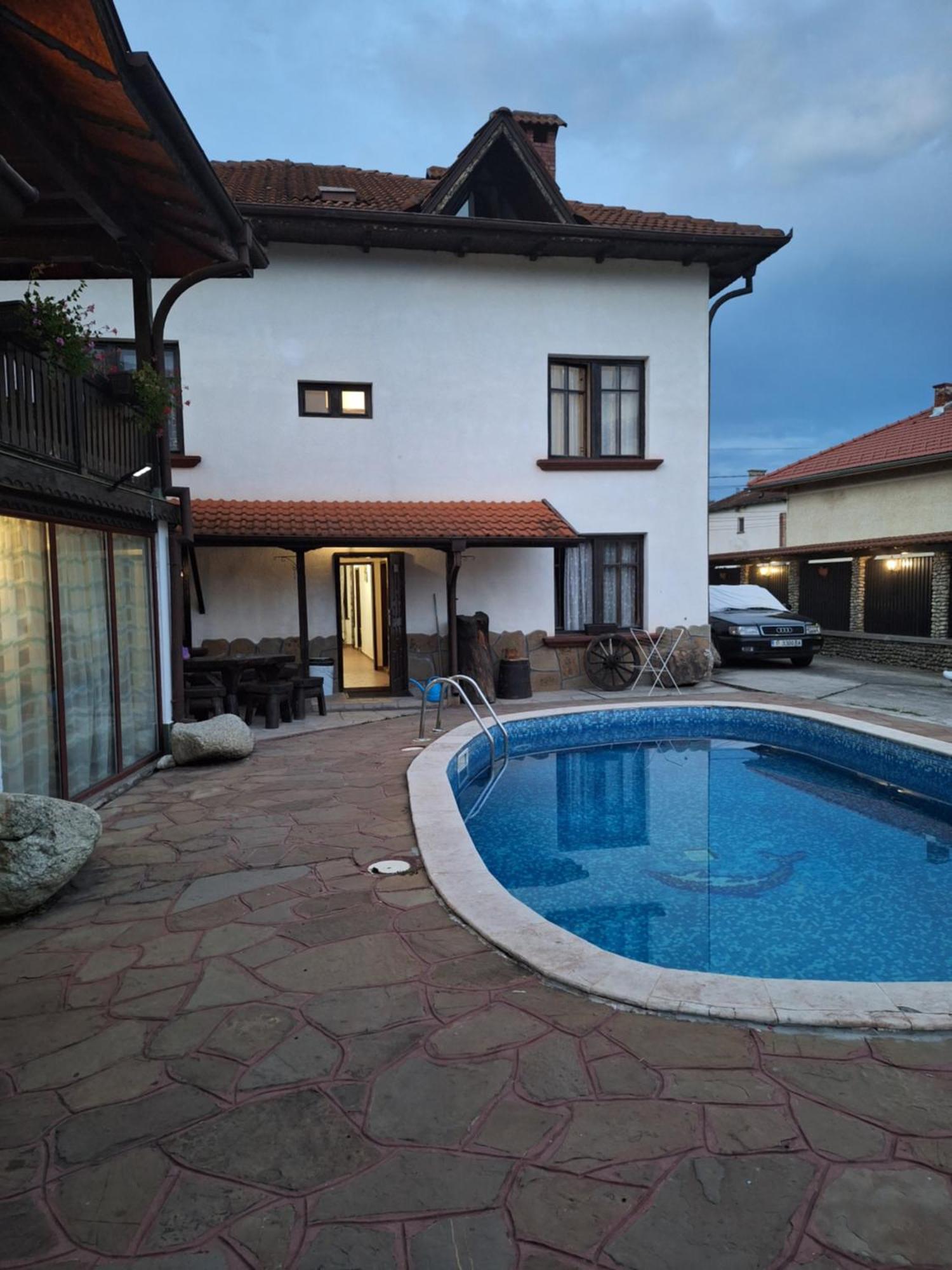 Къща За Гости Бащин Дом Apriltsi  Exterior photo